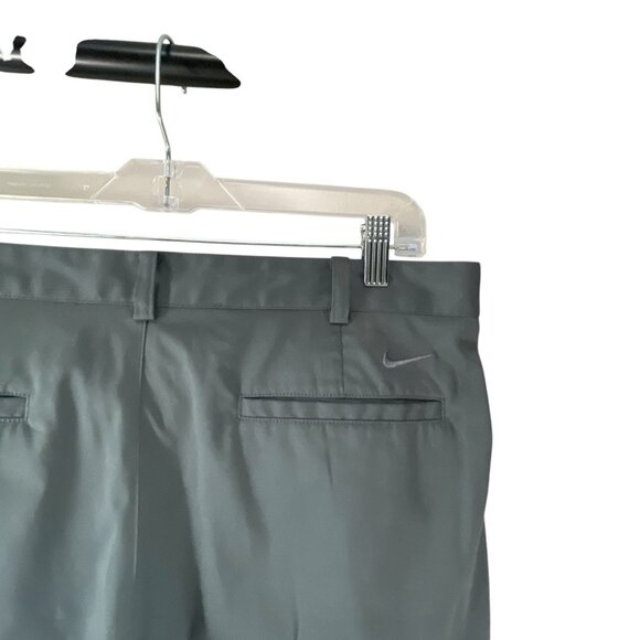 Nike Golf Dri-Fit Men's Gray Flat-Front Pants Size 36x30 Casual Gothic Sporty - Picture 4 of 5